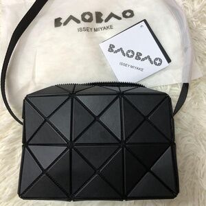 BAO BAO ISSEY MIYAKE Cuboid Geo Zip Crossbody Bag